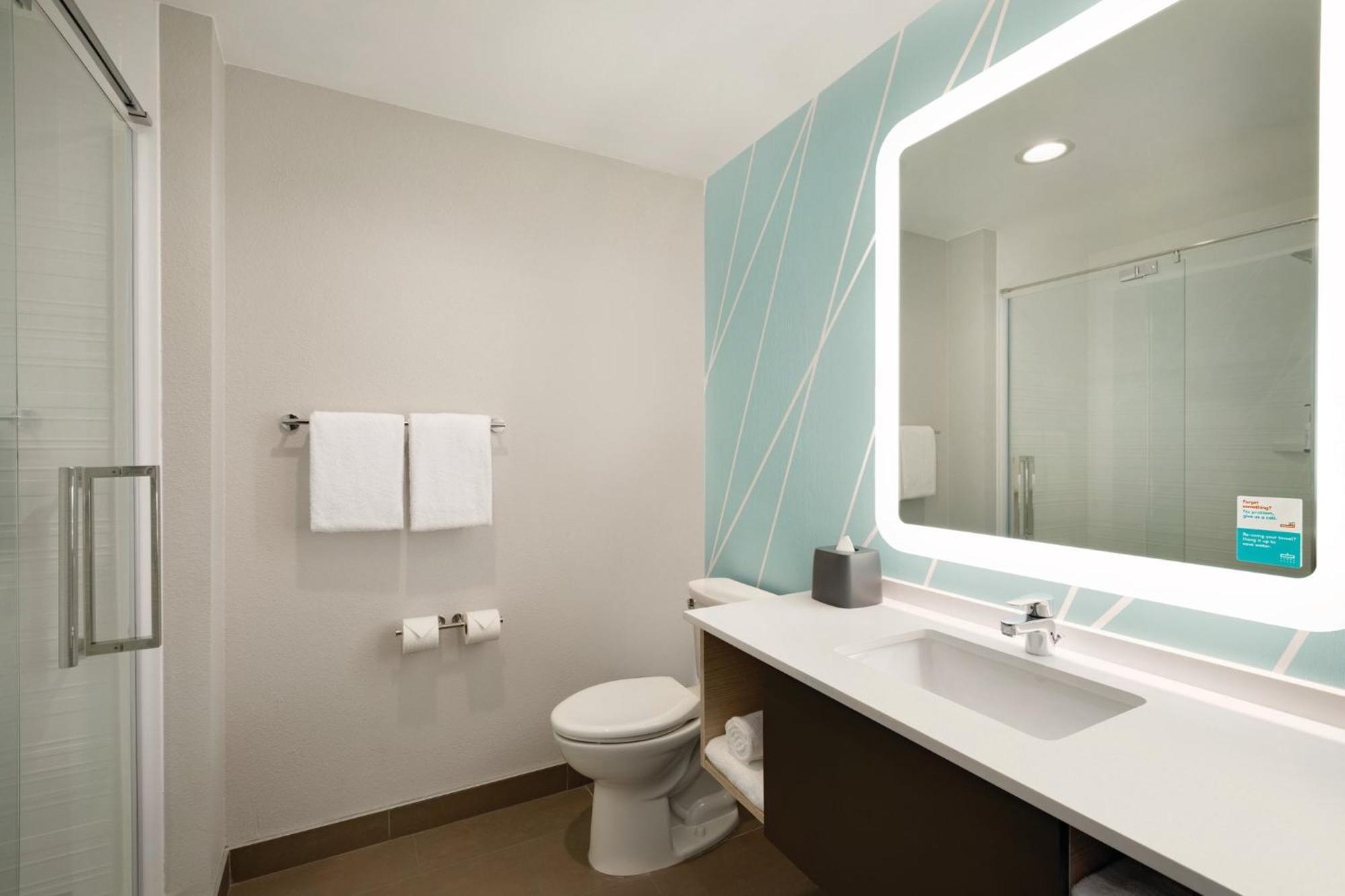 Avid Hotel Oak Creek By Ihg Exterior photo